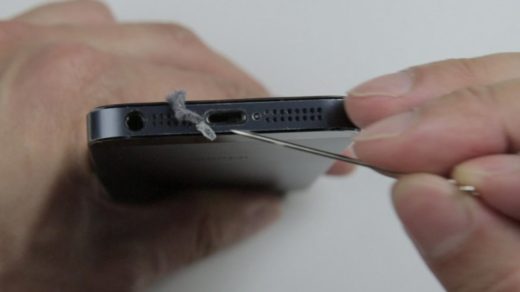 How to Clean iPhone Charging Port